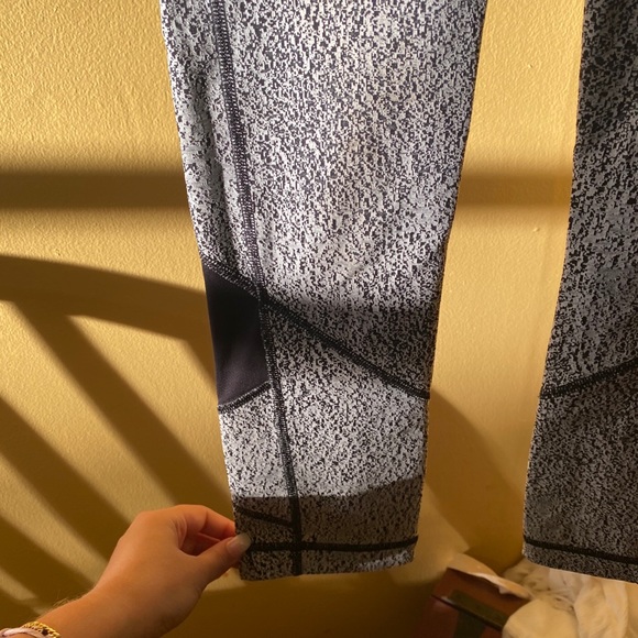 Lululemon Soulcycle leggings - Picture 9 of 9